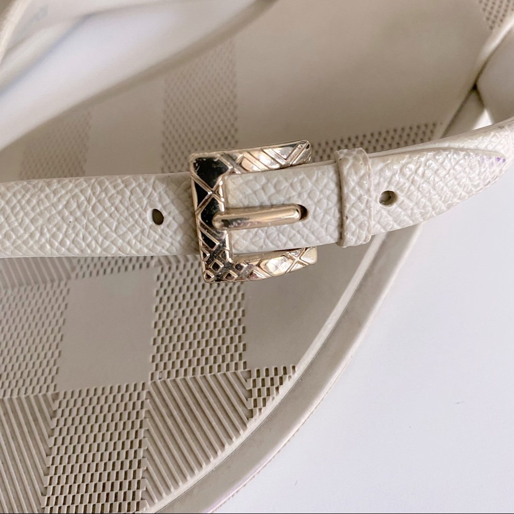 BURBERRY RUBBER FLIP FLOPS - Picture 3 of 5